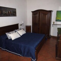 Hotel Pinocchio сейф в номере