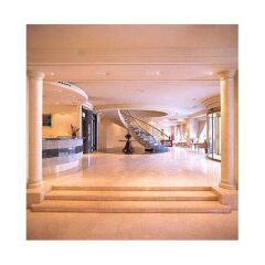 Urban Dream Granada Hotel парковка