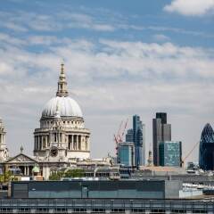 Отель Crowne Plaza London - The City пляж