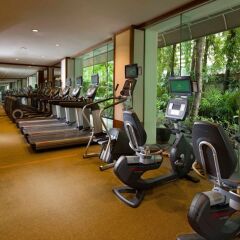 Отель The Sukhothai Bangkok фитнесс-зал фото 2
