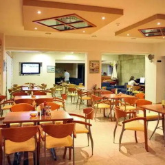 Emerald Hotel питание