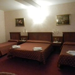 Отель 3 Coins B&B комната для гостей фото 2