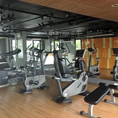 Отель Modern Loft Icondo @ Sukhumvit 103 Бангкок фитнесс-зал