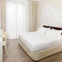 Отель H10 Port Vell 5* Стандартный номер фото 6