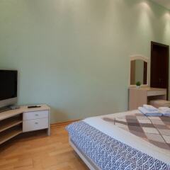 Гостиница Home-Hotel Mikhailovsksya 22-A Украина, Киев - отзывы, цены и фото номеров - забронировать гостиницу Home-Hotel Mikhailovsksya 22-A онлайн комната для гостей фото 2