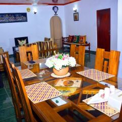Отель Seasand Villa питание