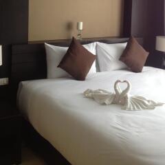 Отель Demeter Residences Suites Bangkok Бангкок комната для гостей