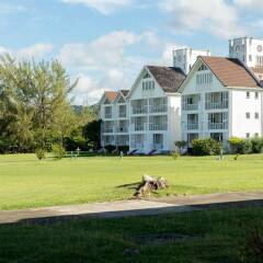 Отель Sea Castle Vacation Villa с домашними животными