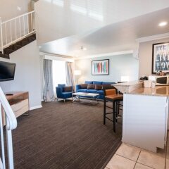 Отель Alexis Park All Suite Resort в номере