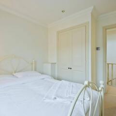 Апартаменты Vacation Apartments Hyde Park Лондон комната для гостей