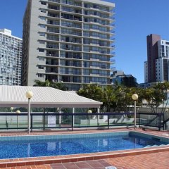 Отель Centrepoint Resort Австралия, Голд-Кост - отзывы, цены и фото номеров - забронировать отель Centrepoint Resort онлайн бассейн фото 3