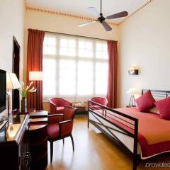 Отель Azerai La Residence Hue Вьетнам, Хюэ - отзывы, цены и фото номеров - забронировать отель Azerai La Residence Hue онлайн комната для гостей