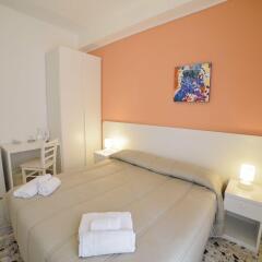 Отель B&B Siracusa Holidays Сиракуза комната для гостей