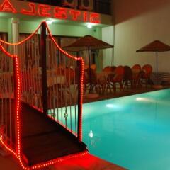 Majestic Hotel Турция, Алтинкум - отзывы, цены и фото номеров - забронировать отель Majestic Hotel онлайн бассейн
