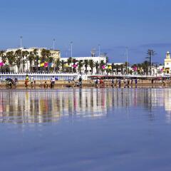 Hotel Le Diwan Mgallery by Sofitel пляж