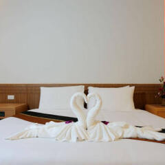 Отель Tinidee Golf Resort at Phuket Пхукет сейф в номере