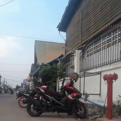 Sitpholek Muay Thai Camp - Hostel Паттайя парковка