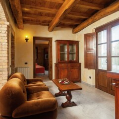 Отель Farmhouse Located in the Beautiful Aulla in Northern Tuscany Аулла комната для гостей фото 3