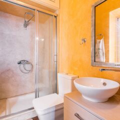 Отель Luxury Seaview Suite Греция, Корфу - отзывы, цены и фото номеров - забронировать отель Luxury Seaview Suite онлайн ванная