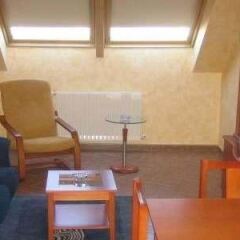 Отель HC Apartamentos Испания, Ла-Корунья - отзывы, цены и фото номеров - забронировать отель HC Apartamentos онлайн комната для гостей фото 5