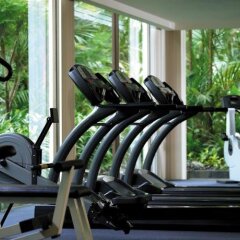 Отель Shangri-La Hotel Kuala Lumpur Малайзия, Куала-Лумпур - 1 отзыв об отеле, цены и фото номеров - забронировать отель Shangri-La Hotel Kuala Lumpur онлайн фитнесс-зал фото 4