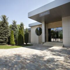 Sunray Hotel Днепр парковка