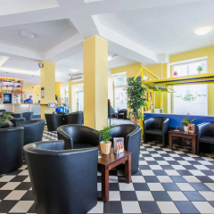 Отель A&O Dortmund Hauptbahnhof Германия, Дортмунд - 2 отзыва об отеле, цены и фото номеров - забронировать отель A&O Dortmund Hauptbahnhof онлайн интерьер отеля фото 2