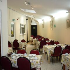 Acton Town Hotel