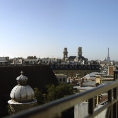 Hotel Saint Pierre Paris балкон
