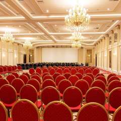 Отель Ramada Sofia City Center с домашними животными