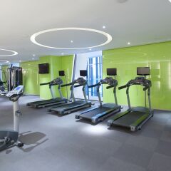 Отель Holiday Inn Shanghai Hongqiao West фитнесс-зал фото 3
