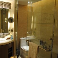 Guangzhou New Century Hotel ванная