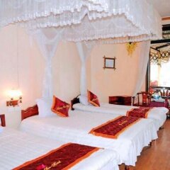 Lotus Hotel сейф в номере