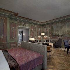 Augustine, a Luxury Collection Hotel, Prague гостиничный бар фото 2