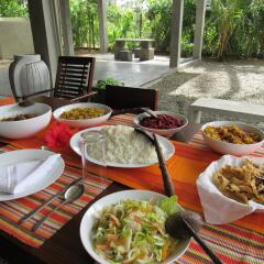Отель Leatherback Beach Villa питание