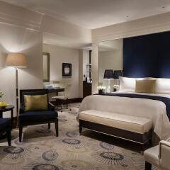 Гостиница Four Seasons Hotel Moscow в Москве 2 отзыва об отеле, цены и фото номеров - забронировать гостиницу Four Seasons Hotel Moscow онлайн Москва комната для гостей фото 3