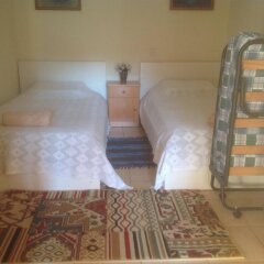 Отель Mamas Summer House Кипр, Ларнака - отзывы, цены и фото номеров - забронировать отель Mamas Summer House онлайн комната для гостей фото 2