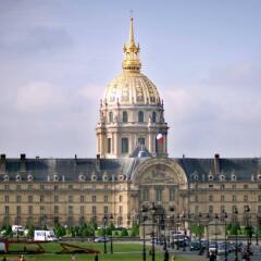 Отель Pullman Paris Tour Eiffel городской автобус