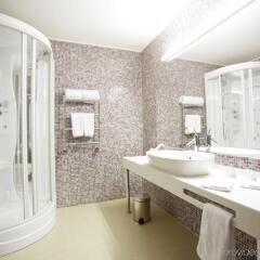 Гостиница Holiday Inn Chelyabinsk - Riverside ванная