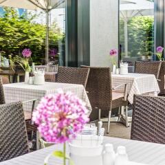 Отель Intercityhotel Brandenburg Airport Шёнефельд питание