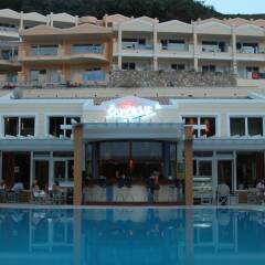 Ithea Suites Hotel бассейн фото 2