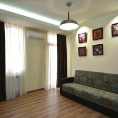 Апартаменты Gallery Apartment A комната для гостей фото 4