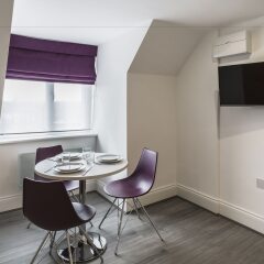 Отель Smart Stay Swiss Cottage балкон