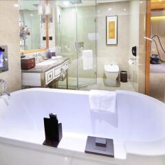 Отель Wyndham Grand Xiamen Haicang Сямынь ванная фото 2