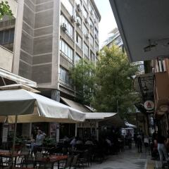 Отель Two bedroom Apartment in Athens center Греция, Афины - отзывы, цены и фото номеров - забронировать отель Two bedroom Apartment in Athens center онлайн городской автобус