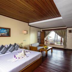 Отель Merciel Retreat & Resort сейф в номере