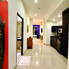 Отель East Suites интерьер отеля