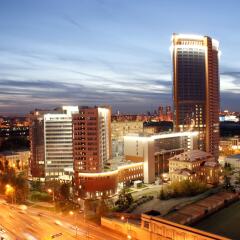 Гостиница Ренессанс Москва Монарх Центр в Москве - забронировать гостиницу Ренессанс Москва Монарх Центр, цены и фото номеров городской автобус