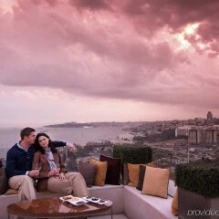 Conrad Istanbul Bosphorus Турция, Стамбул - 3 отзыва об отеле, цены и фото номеров - забронировать отель Conrad Istanbul Bosphorus онлайн балкон