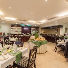 Courtyard Hotel Rosebank фото 2